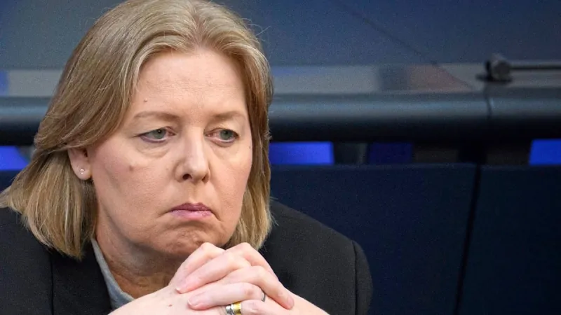 German Social Democrats Face Historic Decline, Polls Show 11%