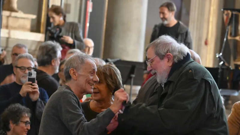 Vecchioni Hails Guccini: Unwavering, a Seeker of Sparks