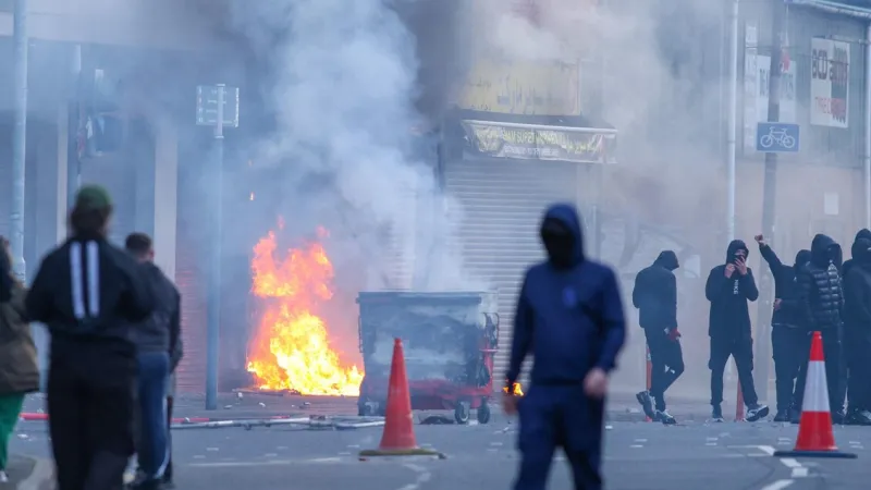 Northern Ireland: Anti-Migrant Unrest Sparks New Belfast Tensions