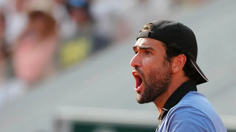 Italian Trio Triumphs at Roland Garros, Advances to Last 16