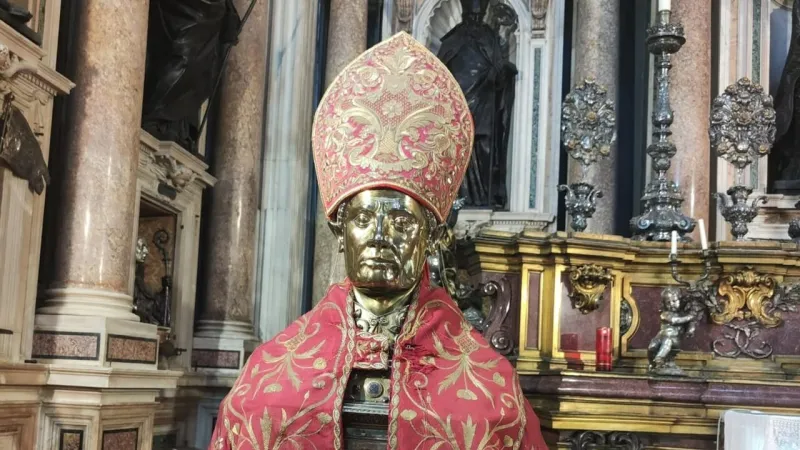 Naples Cathedral: Man Seizes Saint Januarius Mitre, Arrested