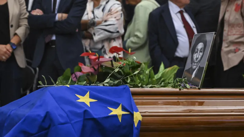 Italy Bids Secular Farewell to Political Icon Emma Bonino