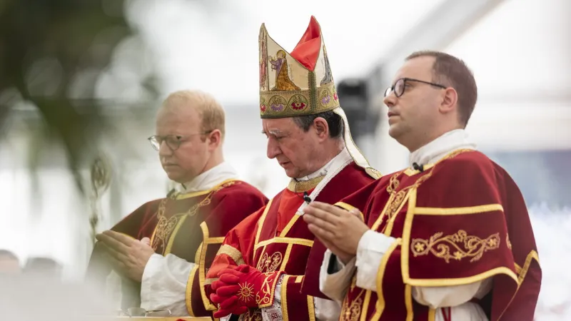 Vatican Excommunicates Lefebvrians, Invalidating Marriages and Confessions