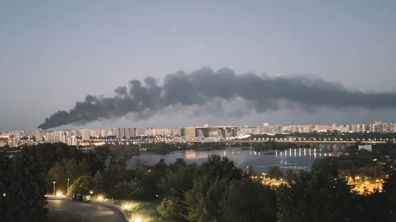 Kyiv Blasted After Zelenskyy Warning; Poland Scrambles Jets Amid Escalation