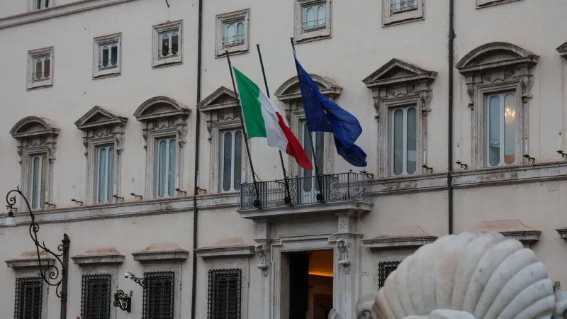 Italy Tightens Repatriation Aid; Giorgetti Cautions on Fiscal Flexibility
