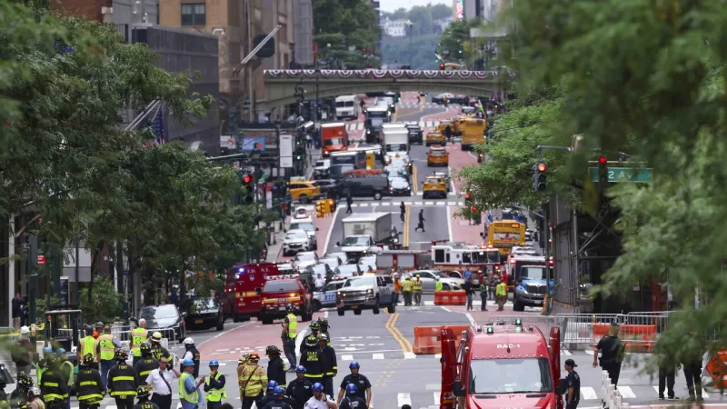 Manhattan Skyscraper Structural Damage Sparks Collapse Fears, Gridlock