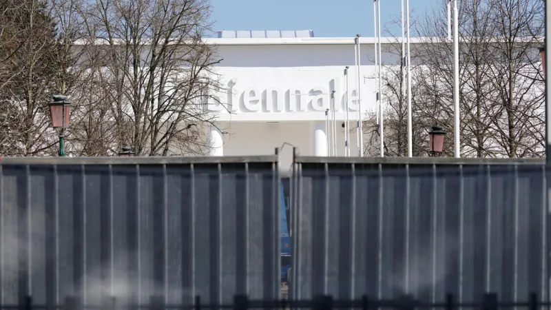 Brussels Demands Answers from Biennale on Russian Participation Stance