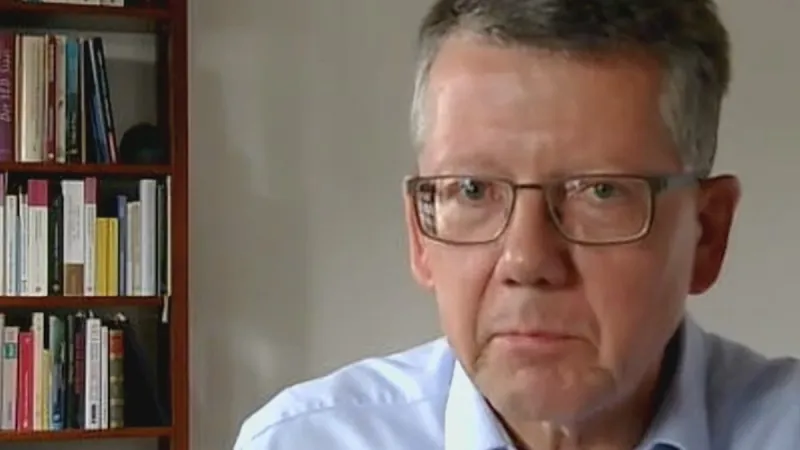 Extremism Expert Decries CSD Attacker Probation: Problem Underestimated