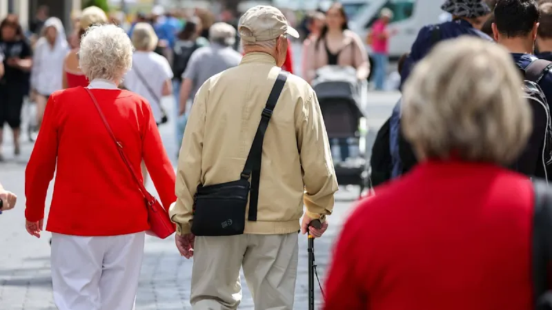German Employers Denounce Political Resistance to Ending Early Retirement