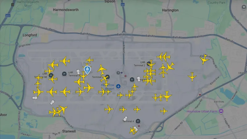 UK Air Traffic System Glitch Grounds Hundreds of Flights Nationwide