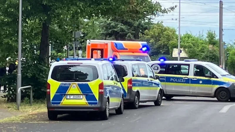 Bathing Suit Man Injures 13 Police in Berlin Rampage