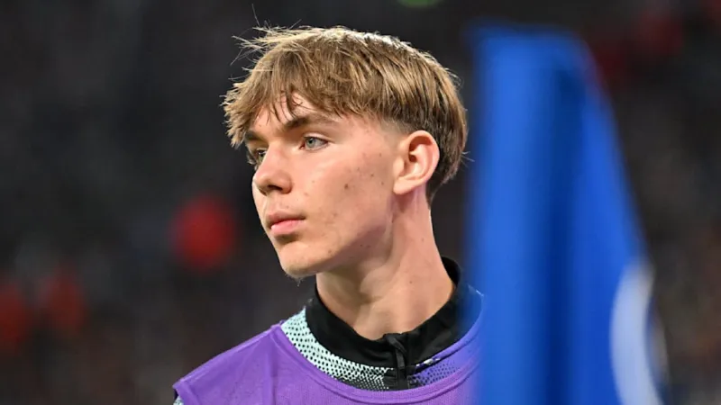 Bayer Leverkusen's Eichhorn Hospitalized with Metabolic Disorder, Faces Setback