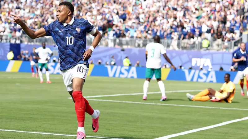 Olise Masterclass Sets Up Mbappe As France Seizes World Cup Lead