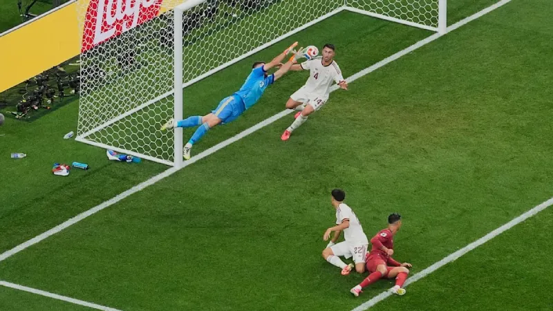 Unai Simón Extends World Cup Shutout Record, Spain Advances