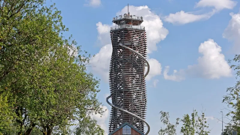 Family Perishes in Tragic Harz Tower Fall, Inquiry Launched