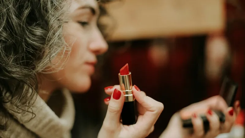 Lipstick Day Illuminates Beauty Market Resilience Amid Economic Woes