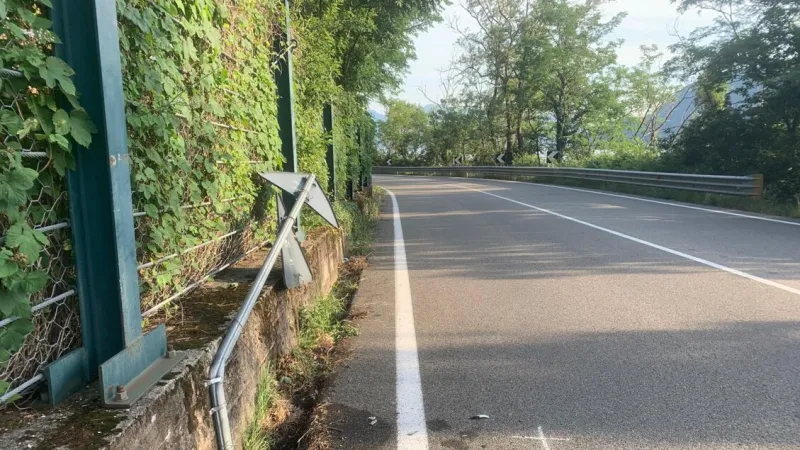 Tragic Varesotto Crash Kills Teen, Critically Injures Four Near Lake