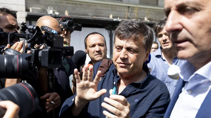 Lavitola Remains Imprisoned: Mafia Method Confirmed Amid Suspicious Chat Gaps