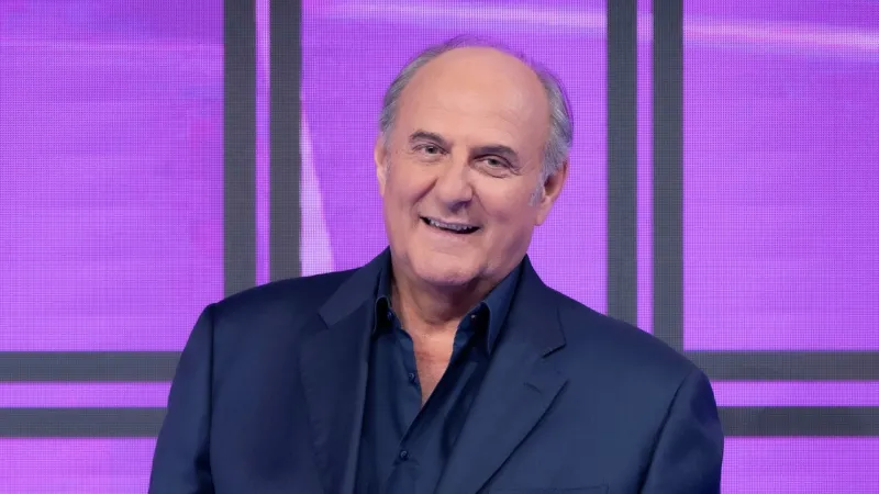 Television Titan Gerry Scotti Turns 70, Legacy Endures at Mediaset