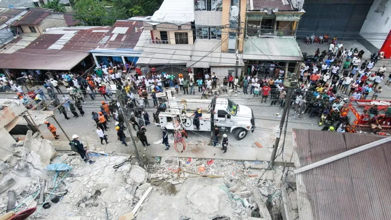 Colombia Earthquake Death Toll Exceeds 110; Many Trapped