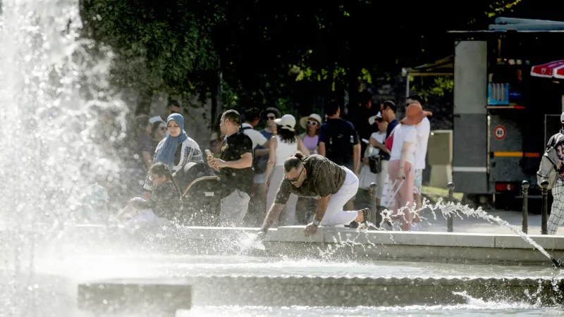 Italy Battles Extreme Heat: Red Alerts Soar to 15 Cities