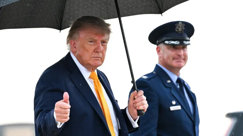 Trump Faces Dallas Test: Slumping Approval, Iran, Republican Exodus