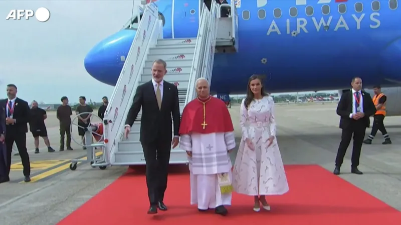 Pope Leone Lands in Madrid; Spanish Royals, Sanchez Grant Historic Welcome