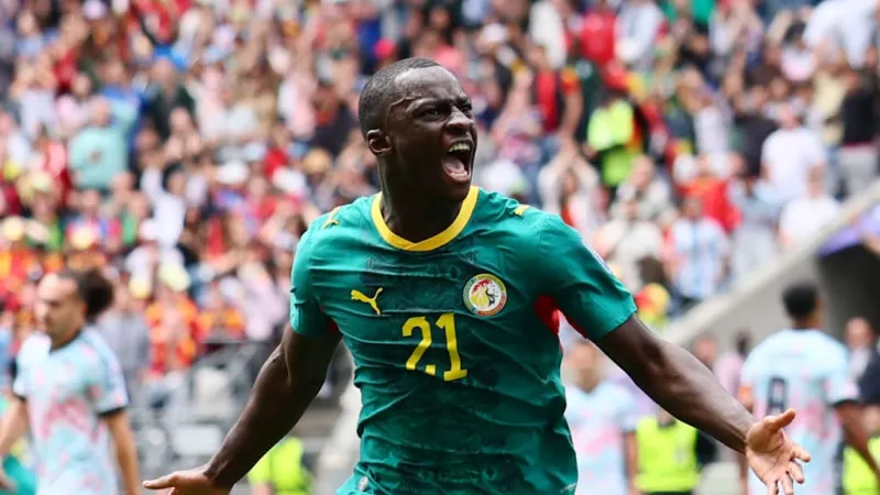 Senegal Edges Favored Belgium at Halftime in World Cup Knockout Thriller