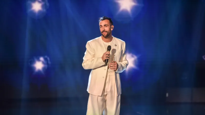 Mengoni Leads Milan's Off-Line Revival: Four Phone-Free Nights Weekly