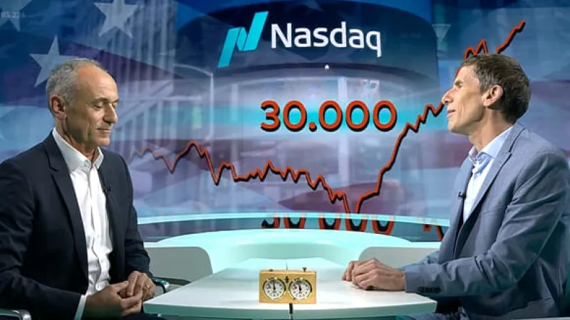 Nasdaq-100 Surges Past 30,000: Corporate Earnings Fuel Historic Rally