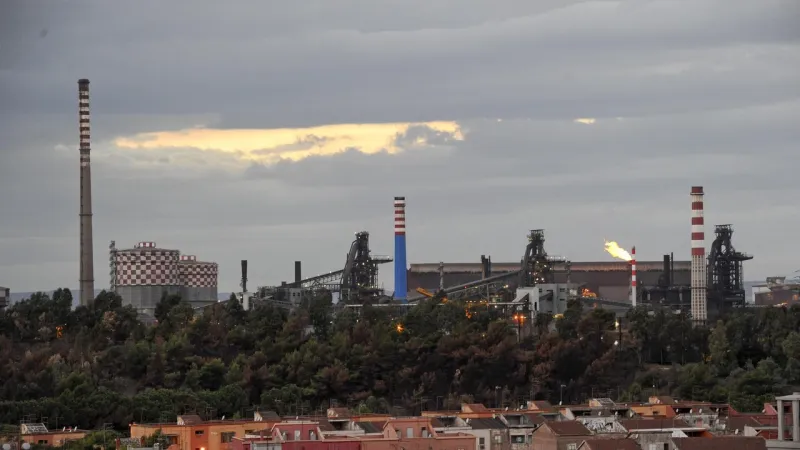 Ilva Faces Hot Area Closure; Giorgetti Commits €100 Million Lifeline