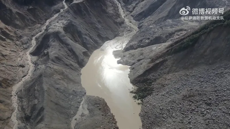 Nepal Catastrophes: Nature Links Soaring Landslides, Floods to Global Warming