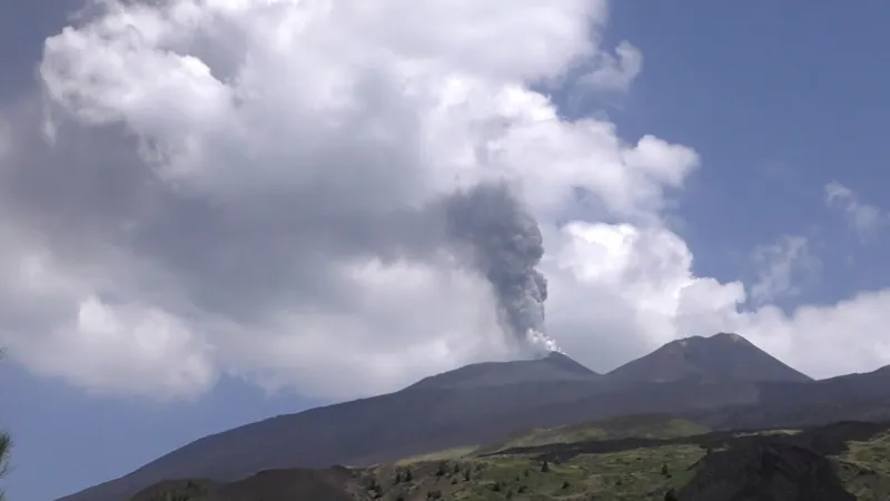 Etna's Voragine Unleashes Ash Amid High Tremor; Catania Airport Operates