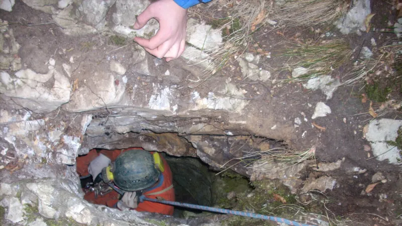 Speleologist Rescued After Harrowing 12-Hour Ordeal in Italian Cave