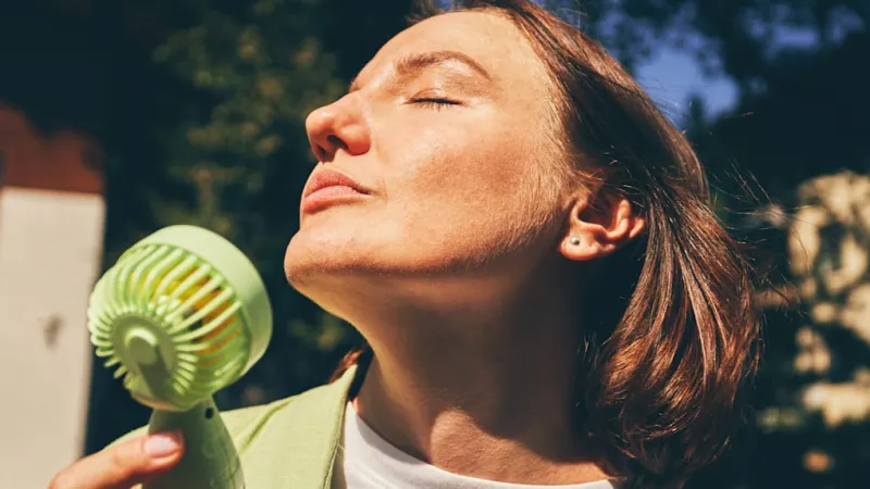 Battling the Burn: Seven Essential Tips for Extreme Heat Relief