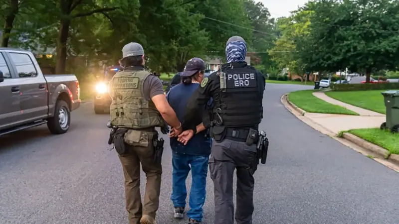 Border Czar: ICE Airport Role May Persist Post-TSA Officer Payment