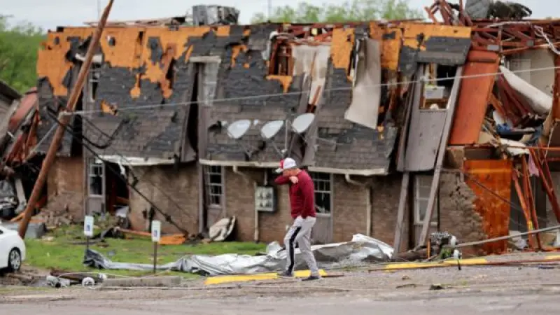Oklahoma Tornado Devastates Enid, Forces Vance AFB Closure Amid Destruction